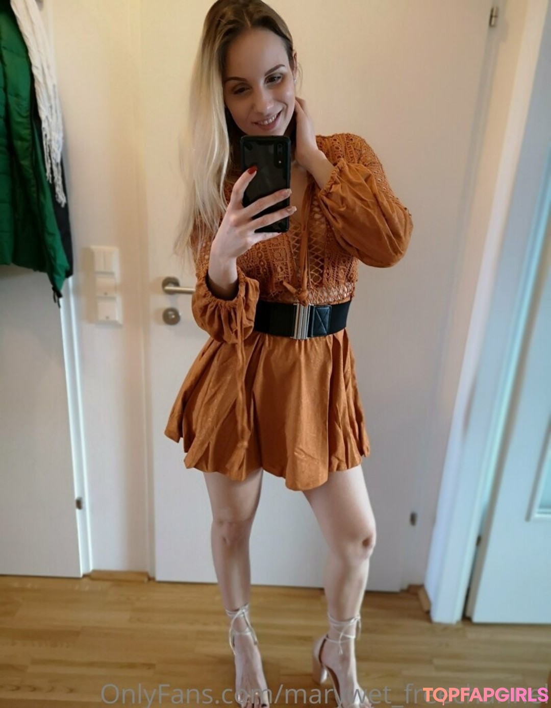 Photo nue de fuite OnlyFans de Marywetfreechannel #34 Photo nue de fuite OnlyFans de Marywetfreechannel #34