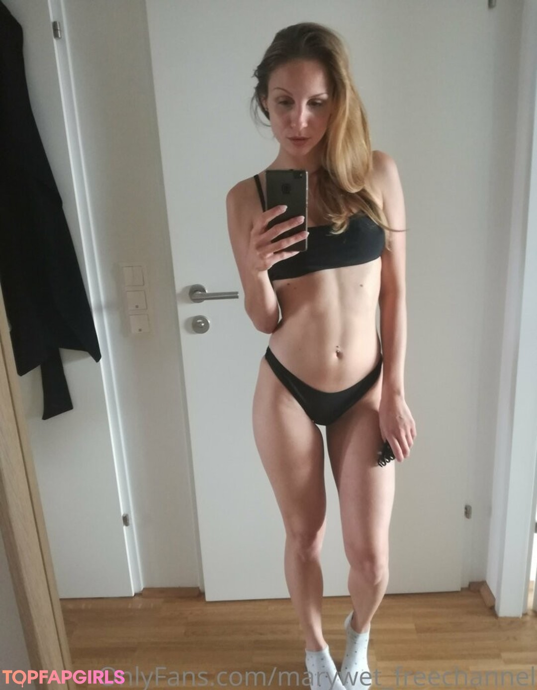 Photo nue de fuite OnlyFans de Marywetfreechannel #48 Photo nue de fuite OnlyFans de Marywetfreechannel #48