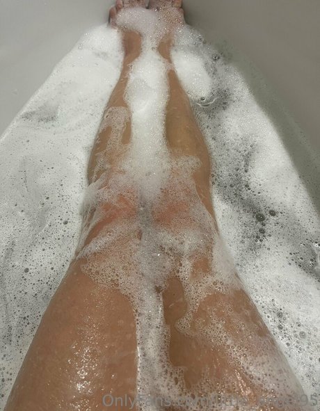Photo nue de fuite OnlyFans de Littleangel95