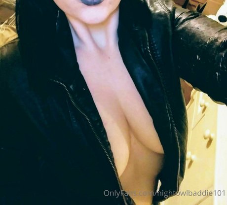 Photo nue de fuite OnlyFans de Nightowlbaddie101