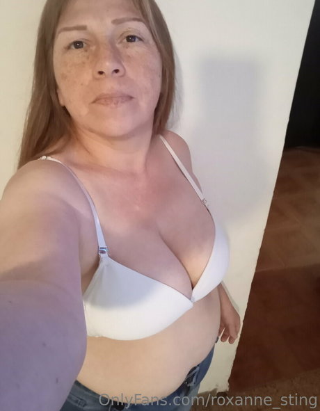 Photo nue de fuite OnlyFans de Roxannesting