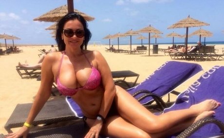 Angela Cavagna