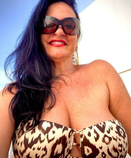 Angela Cavagna