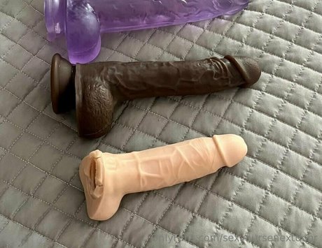 Sexynursenextdoor