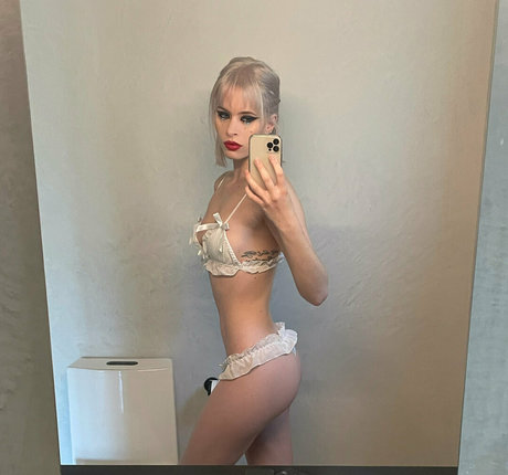 Photo nue de fuite OnlyFans de Misscarolinab
