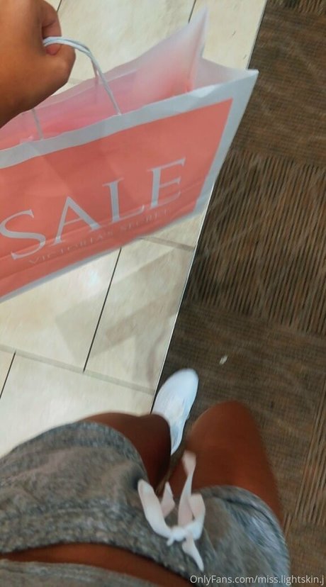 Photo nue de fuite OnlyFans de Misslightskinj