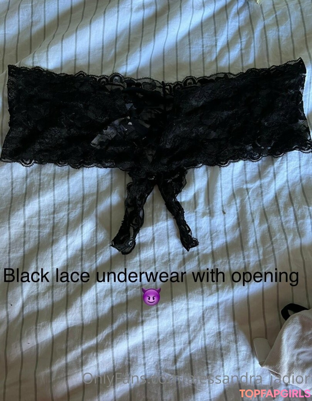 Photo nue de fuite OnlyFans de Alessandrajadior #22 Photo nue de fuite OnlyFans de Alessandrajadior #22