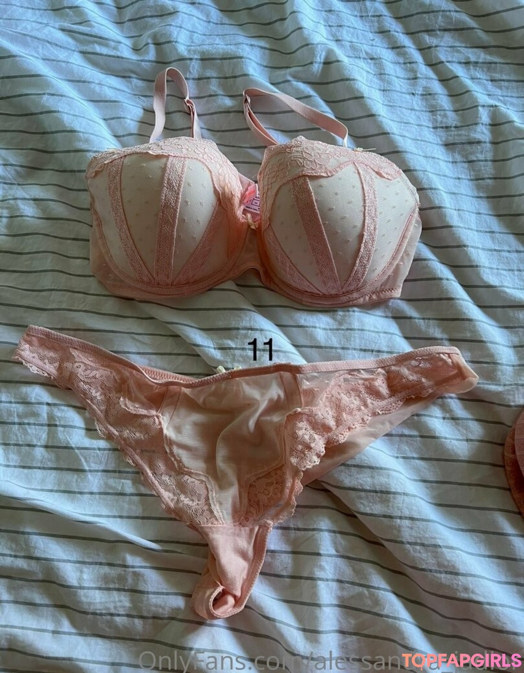 Photo nue de fuite OnlyFans de Alessandrajadior #7 Photo nue de fuite OnlyFans de Alessandrajadior #7