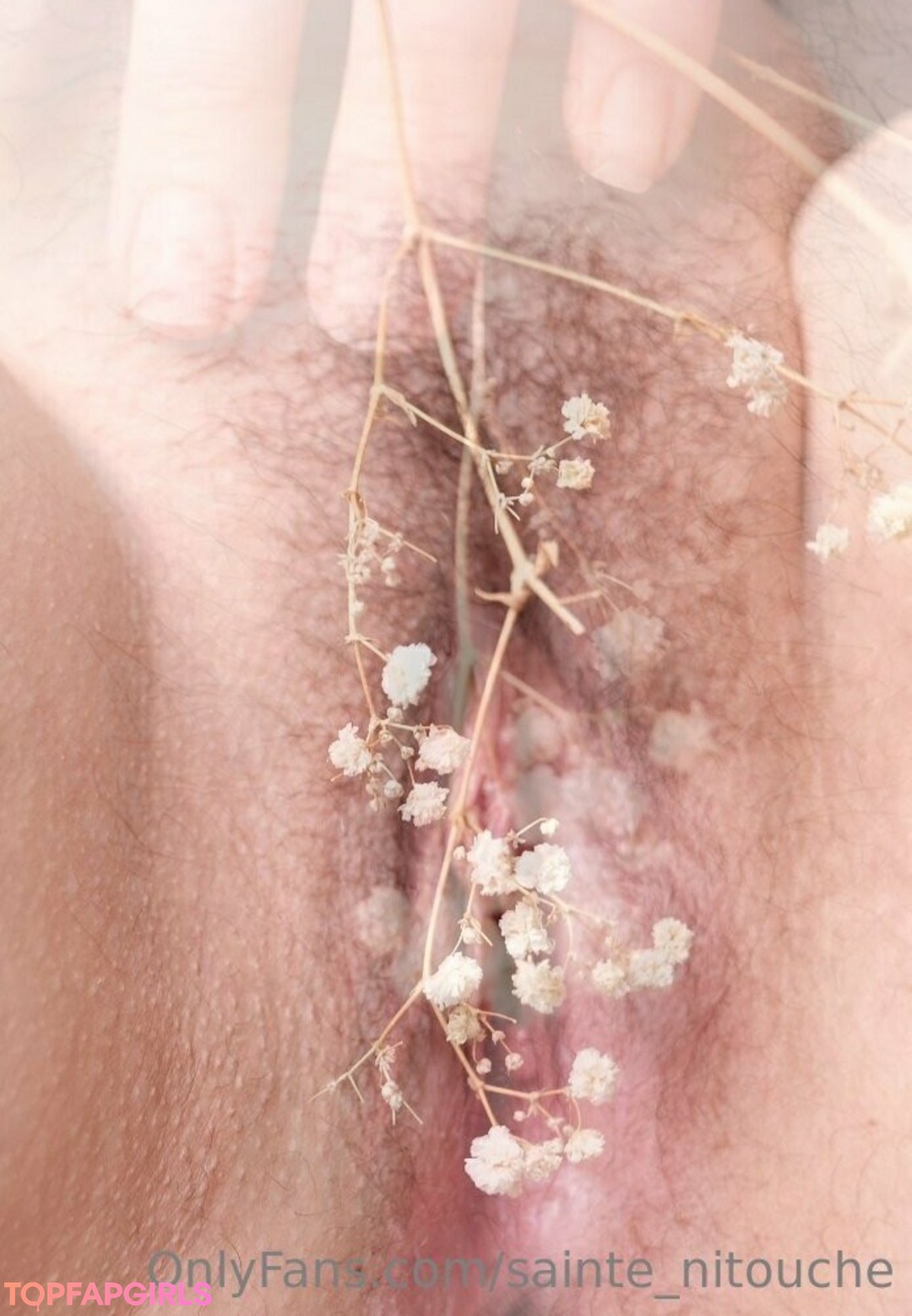 Photo nue de fuite OnlyFans de Saintenitouche #5 Photo nue de fuite OnlyFans de Saintenitouche #5