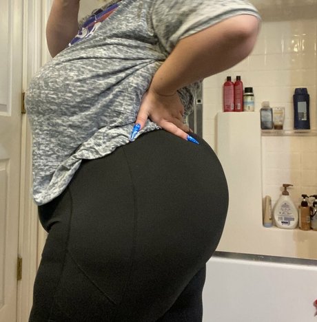 Photo nue de fuite OnlyFans de Fatbae