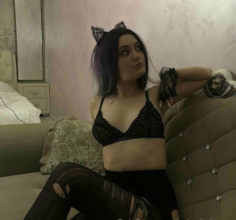 Photo nue de fuite OnlyFans de Helenlittlerose