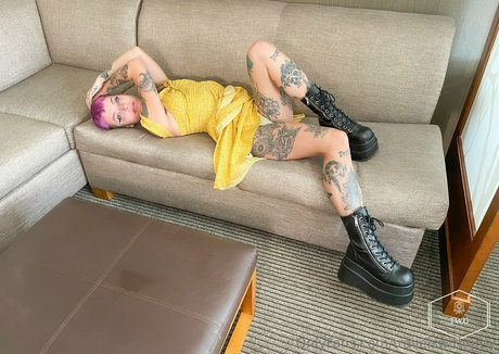 Photo nue de fuite OnlyFans de Travelswithgrey