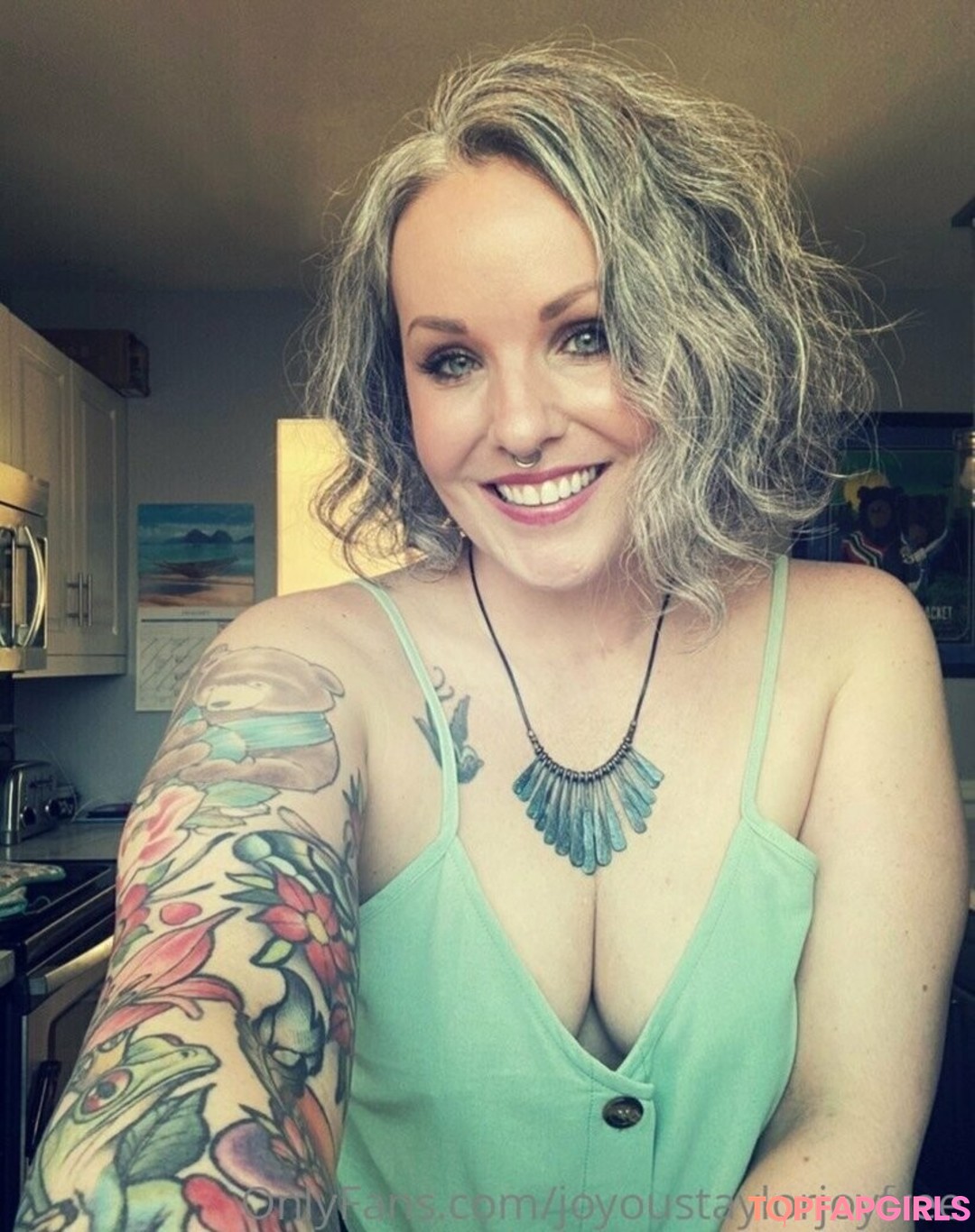 Photo nue de fuite OnlyFans de Joyoustaylorjoyfree #17 Photo nue de fuite OnlyFans de Joyoustaylorjoyfree #17