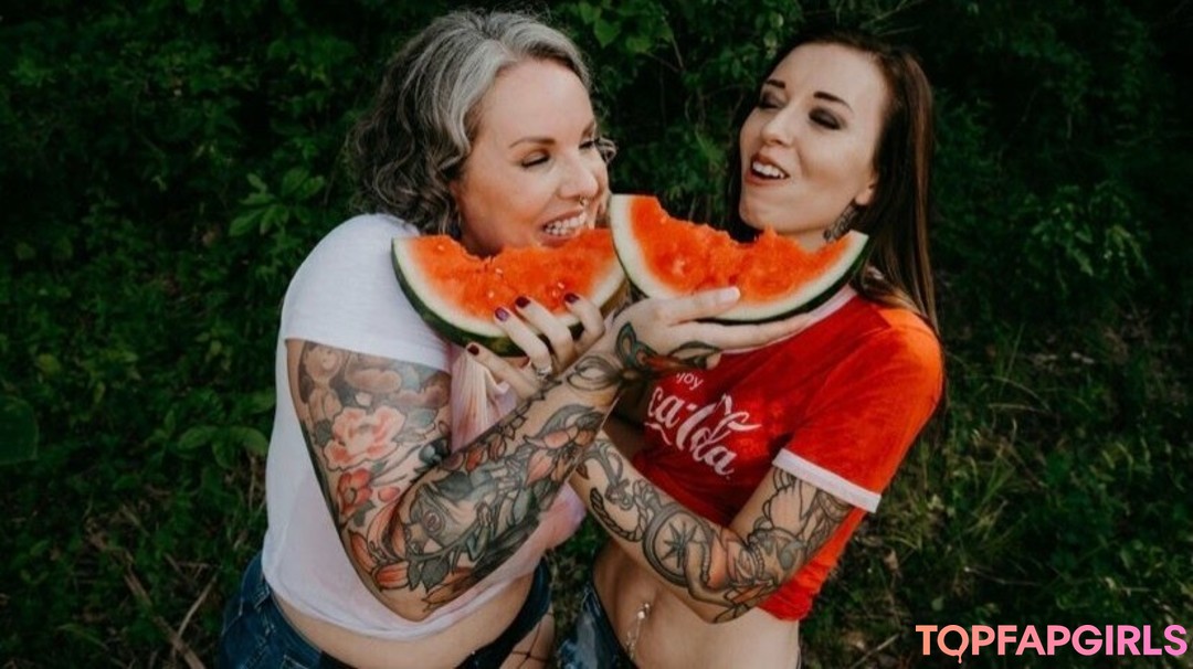 Photo nue de fuite OnlyFans de Joyoustaylorjoyfree #19 Photo nue de fuite OnlyFans de Joyoustaylorjoyfree #19