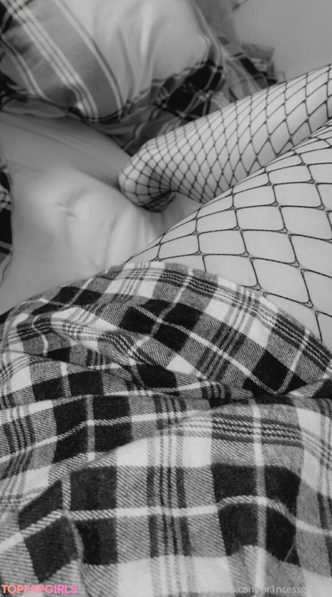 Photo nue de fuite OnlyFans de Pr1ncessgl1tter #129 Photo nue de fuite OnlyFans de Pr1ncessgl1tter #129