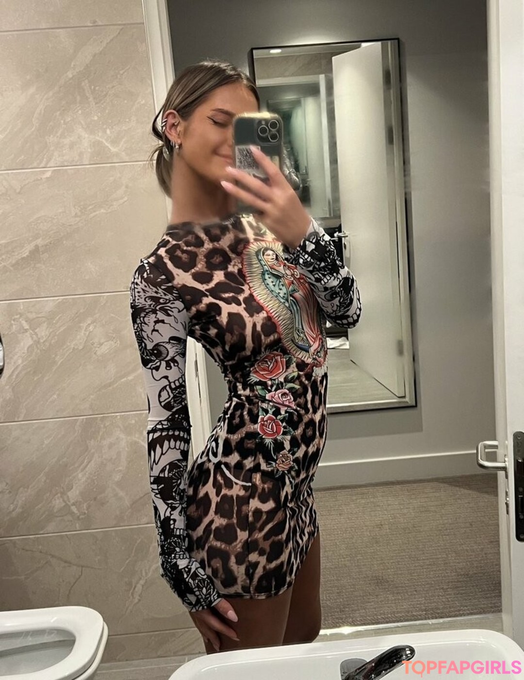 Photo nue de fuite OnlyFans de Notbadforagirl #133 Photo nue de fuite OnlyFans de Notbadforagirl #133