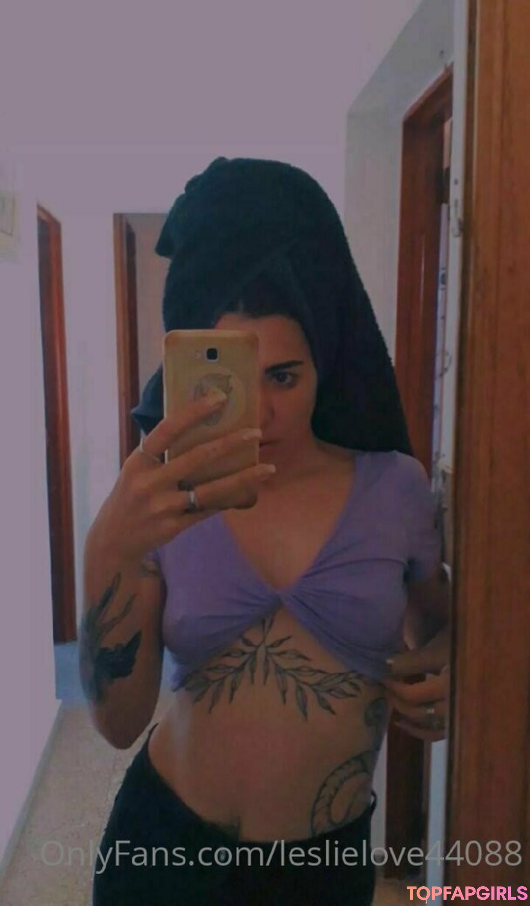 Photo nue de fuite OnlyFans de Leslielove44088 #10 Photo nue de fuite OnlyFans de Leslielove44088 #10