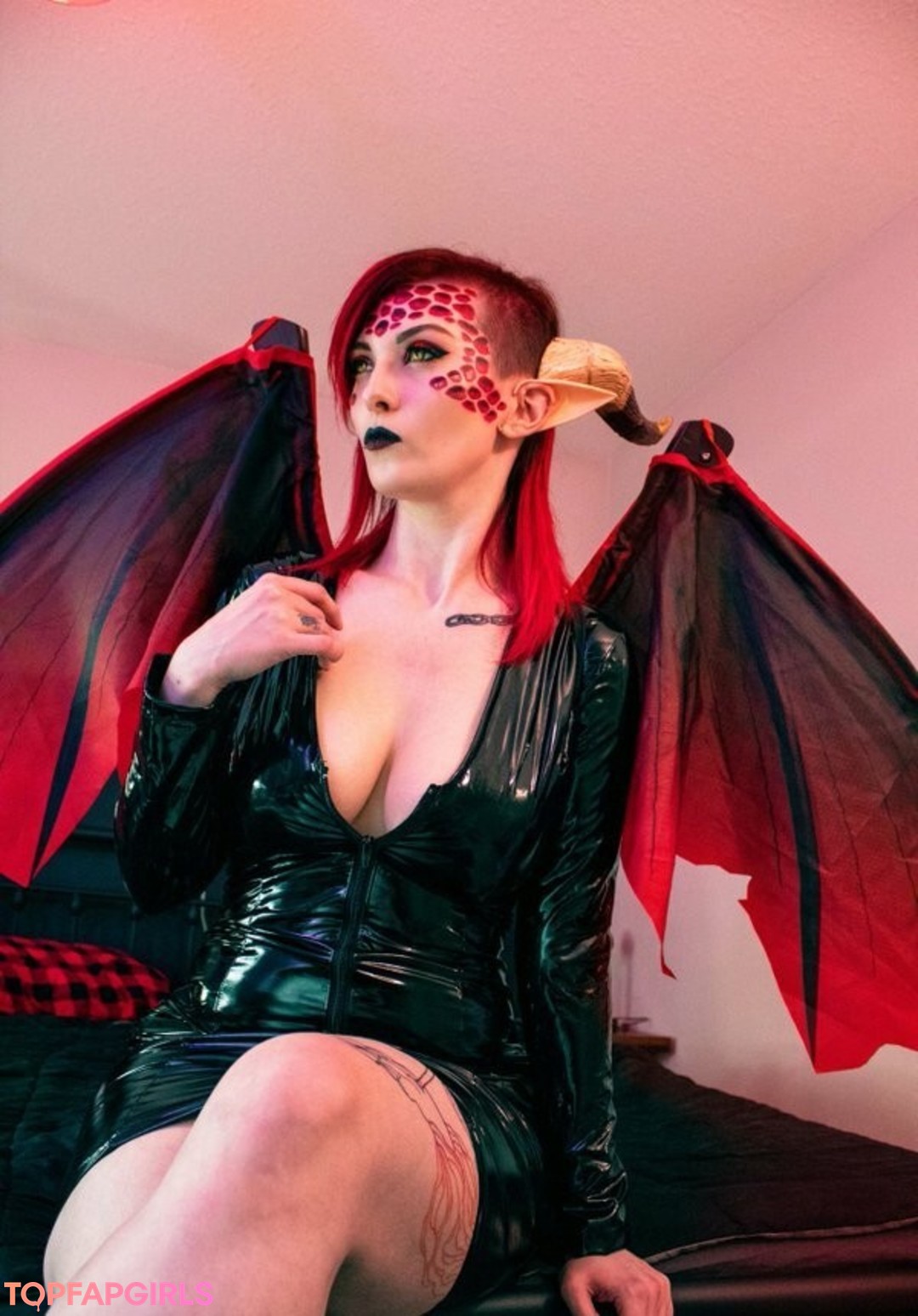 Photo nue de fuite OnlyFans de Majestyredqueen #15 Photo nue de fuite OnlyFans de Majestyredqueen #15