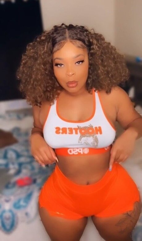 Thickebony97