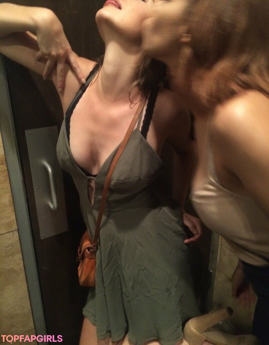 Photo nue de fuite OnlyFans de Sarah Lavender Asmr #1 Photo nue de fuite OnlyFans de Sarah Lavender Asmr #1