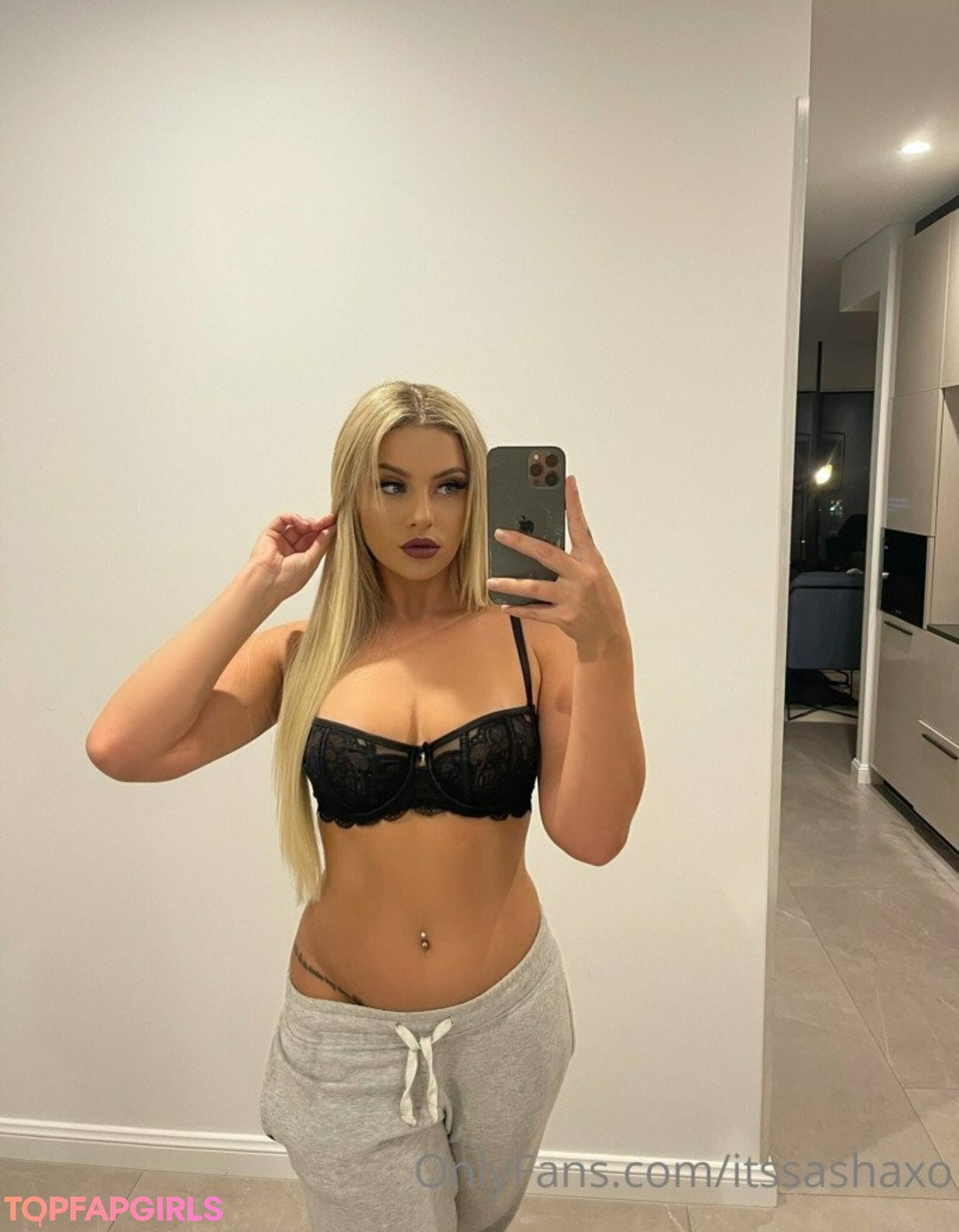 Photo nue de fuite OnlyFans de Thesashaxo #152 Photo nue de fuite OnlyFans de Thesashaxo #152