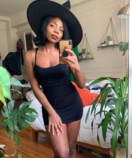 Photo nue de fuite OnlyFans de Egirls