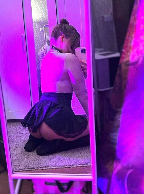 Natasha.westyy