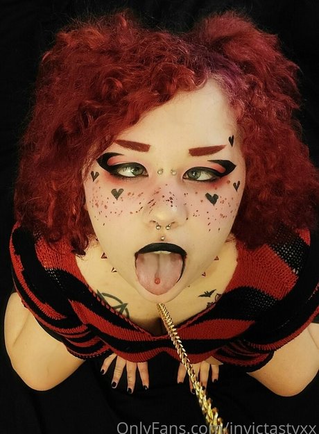 Invictastyxx