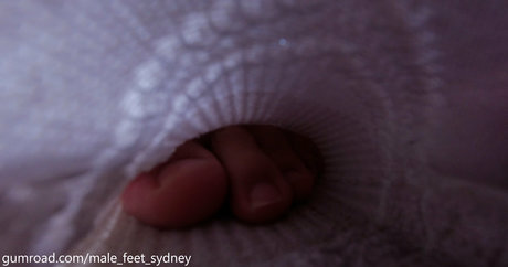Male_feet_sydney