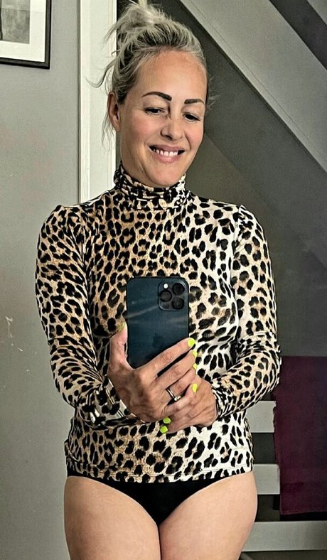 Sarah Cawood