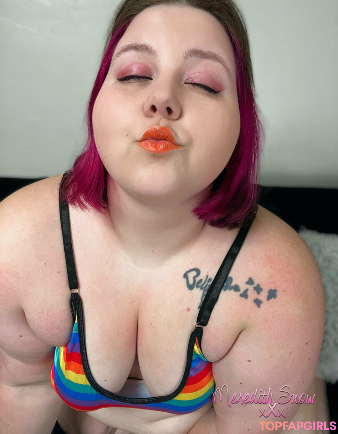Photo nue de fuite OnlyFans de Meredithfreecakes #17 Photo nue de fuite OnlyFans de Meredithfreecakes #17
