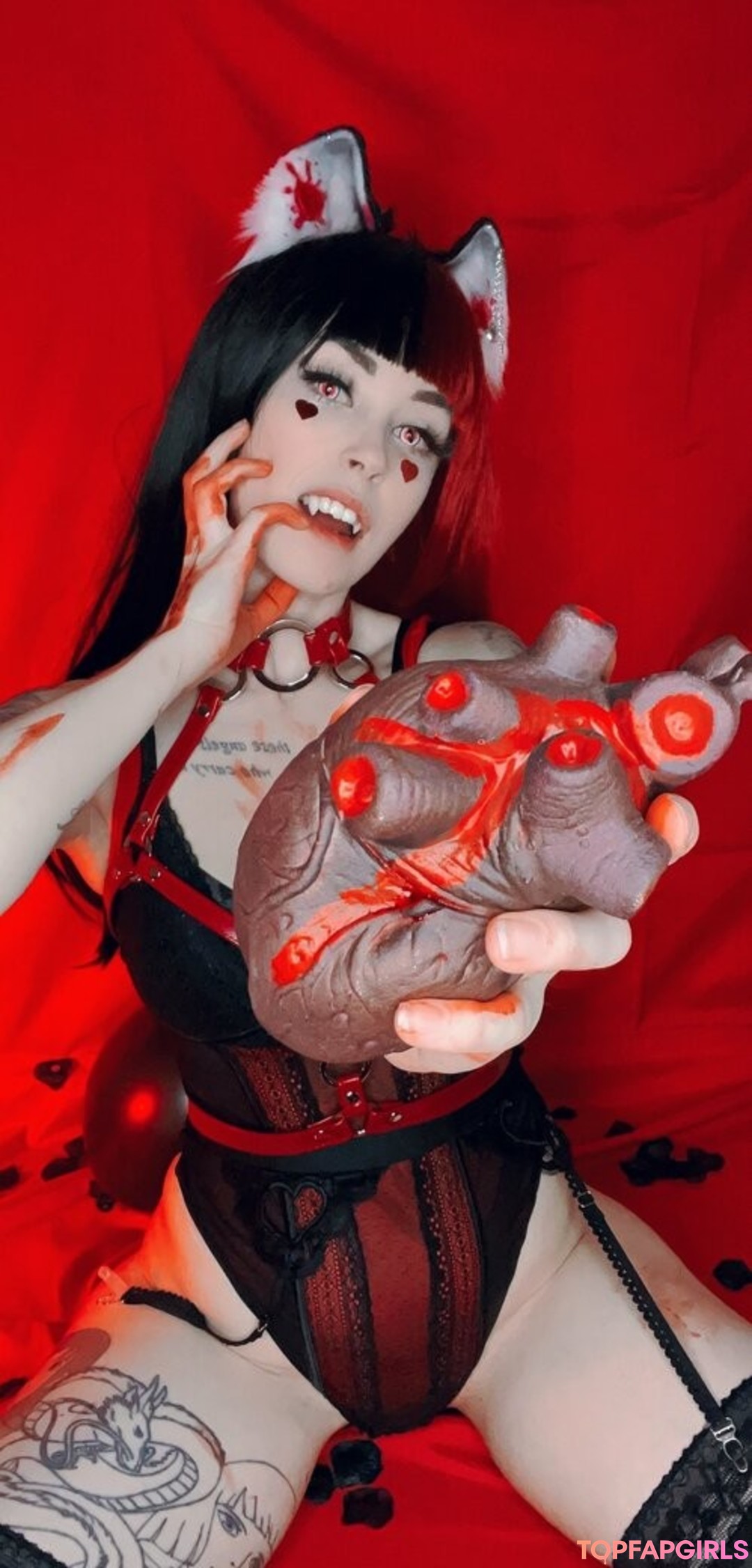 Photo nue de fuite OnlyFans de Emberwolf #49 Photo nue de fuite OnlyFans de Emberwolf #49