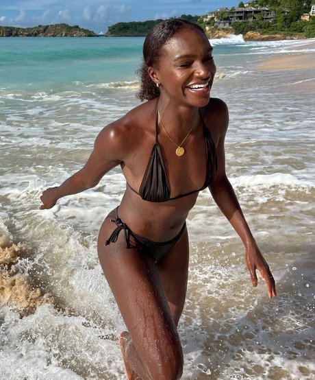 Photo nue de fuite OnlyFans de Dina Asher Smith