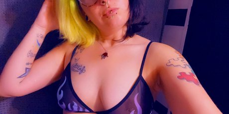 Photo nue de fuite OnlyFans de Xxcvstarxx