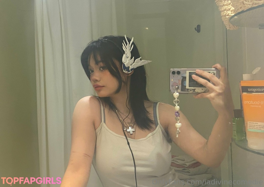 Photo nue de fuite OnlyFans de Iadivinecomedie #33 Photo nue de fuite OnlyFans de Iadivinecomedie #33