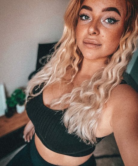 Sarah Neuhaus