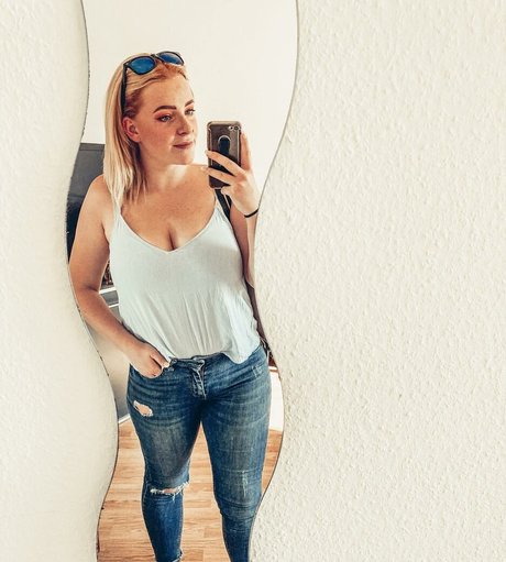 Sarah Neuhaus