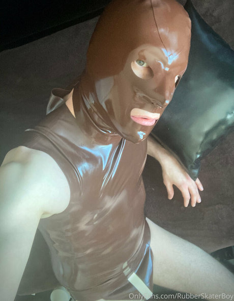 Rubberskaterboy