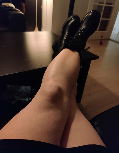Ditteslegsandfeet