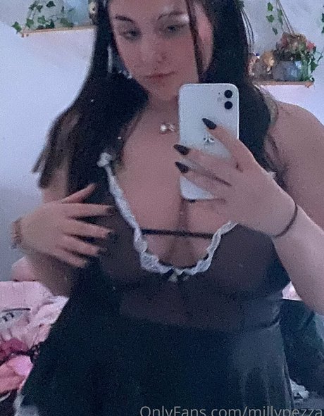 Photo nue de fuite OnlyFans de Millypezza
