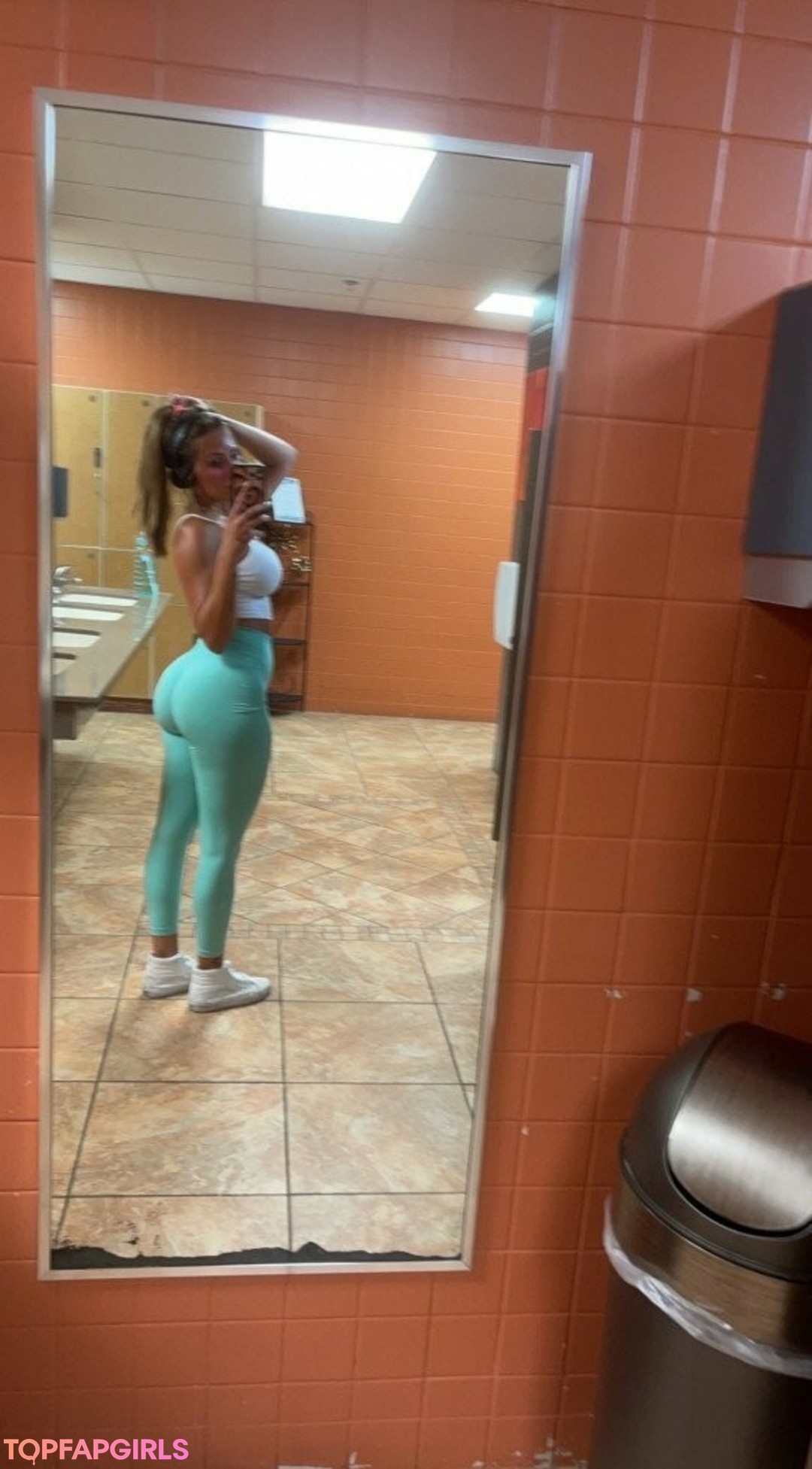 Photo nue de fuite OnlyFans de Samanthaea #30 Photo nue de fuite OnlyFans de Samanthaea #30