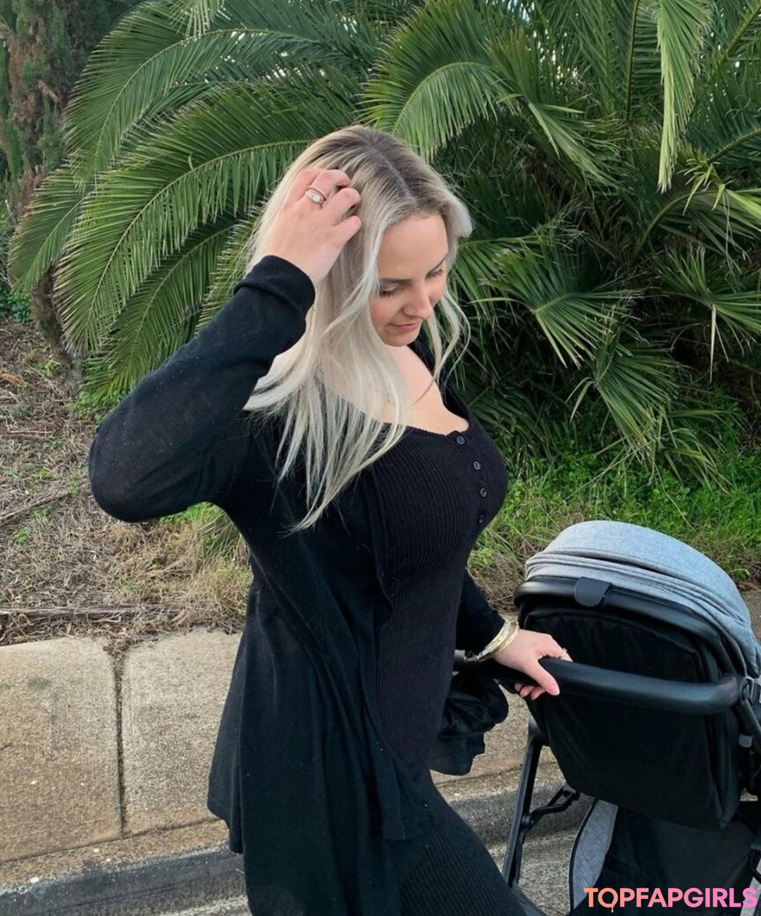 Photo nue de fuite OnlyFans de Rachelelizabeth #128 Photo nue de fuite OnlyFans de Rachelelizabeth #128