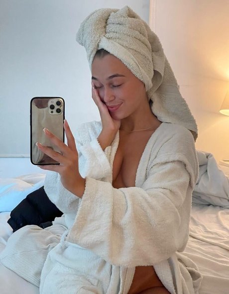 Photo nue de fuite OnlyFans de Georgina Rose