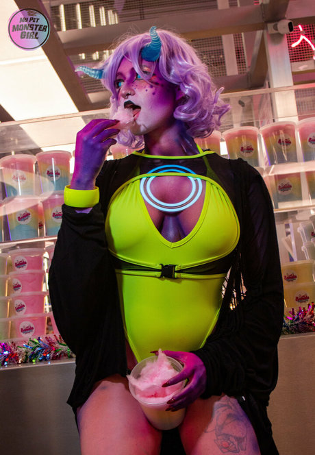 Mypetmonstergirl