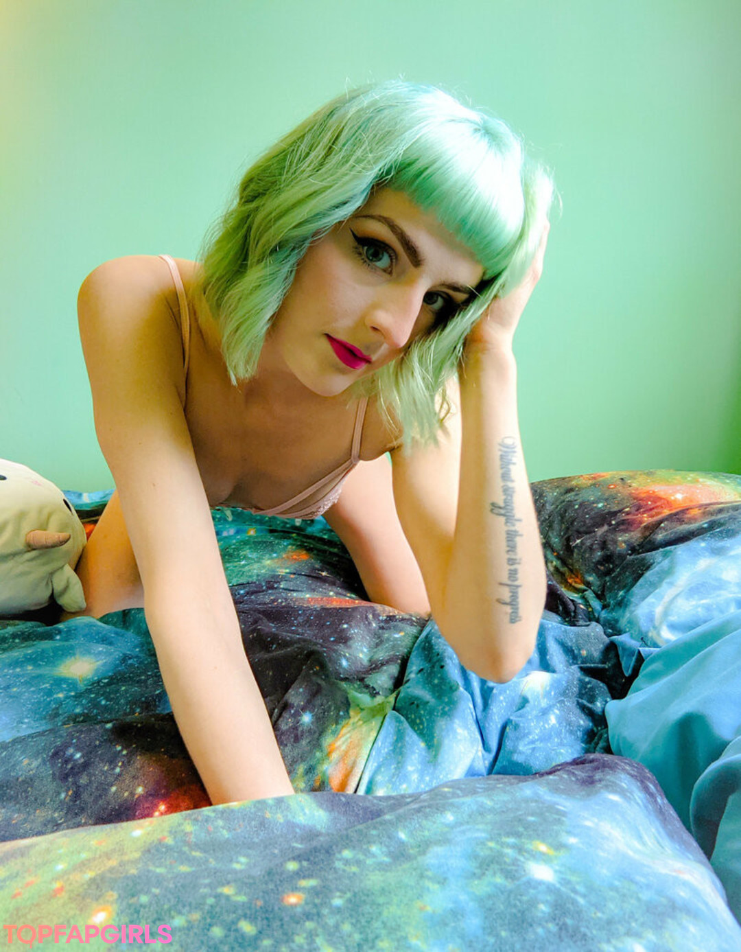 Photo nue de fuite OnlyFans de Kittykass22 #15 Photo nue de fuite OnlyFans de Kittykass22 #15
