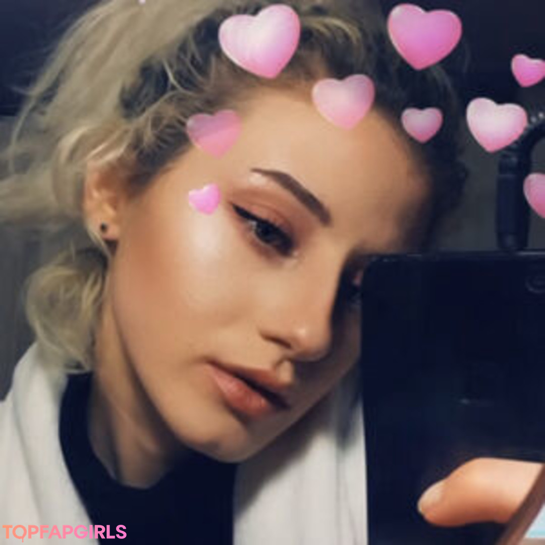 Photo nue de fuite OnlyFans de Bellelloy #2 Photo nue de fuite OnlyFans de Bellelloy #2