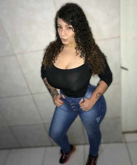 Ashley Alves