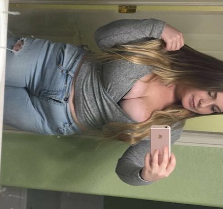 Photo nue de fuite OnlyFans de Kyla S