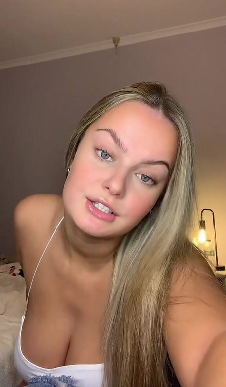 Photo nue de fuite OnlyFans de Leah Booth
