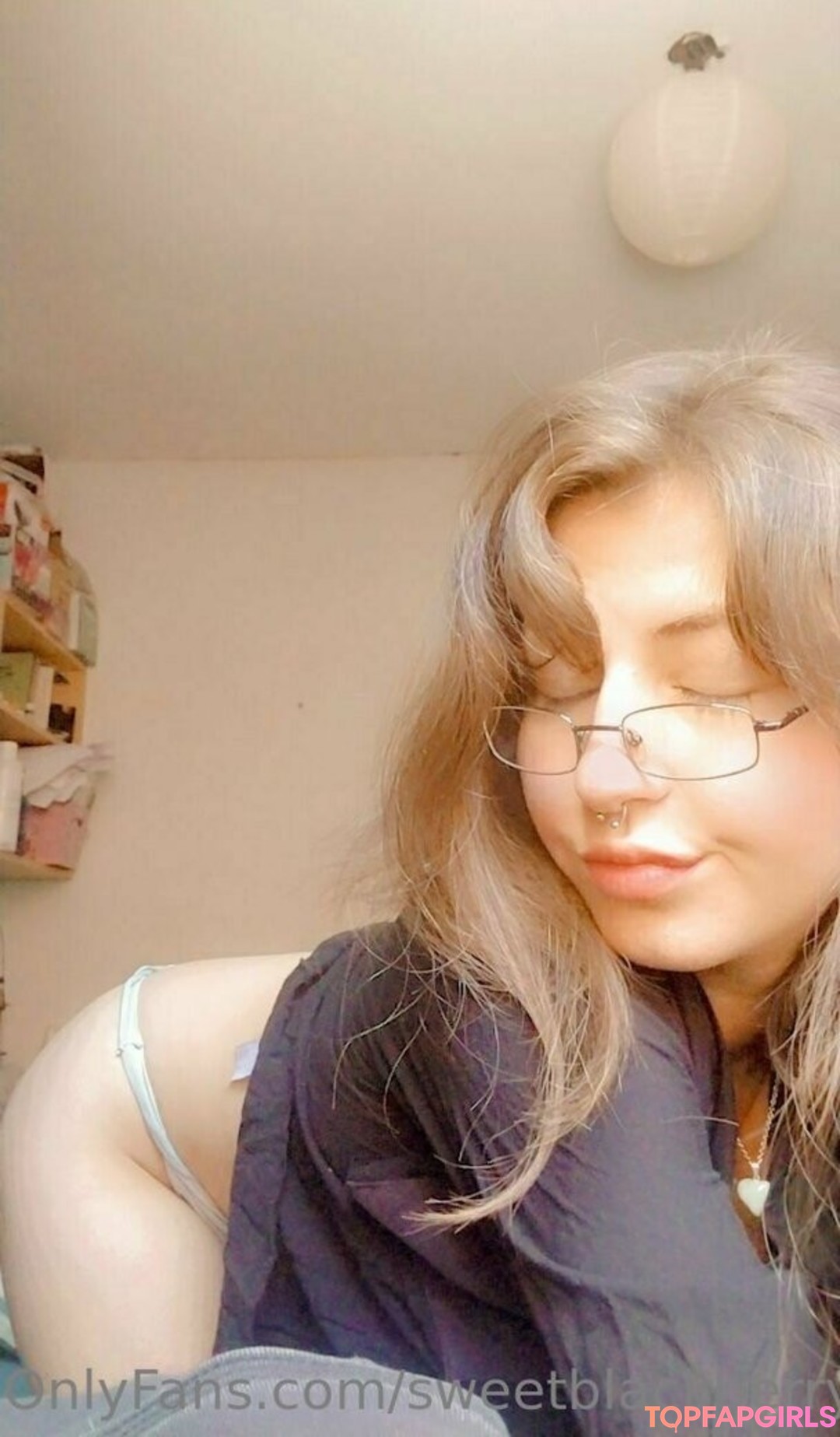 Photo nue de fuite OnlyFans de Sweetblackberry04 #7 Photo nue de fuite OnlyFans de Sweetblackberry04 #7